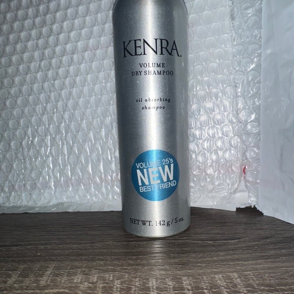 Kenra Volume Dry Shampoo Oil‎ Absorbing Refreshing Spray hair care